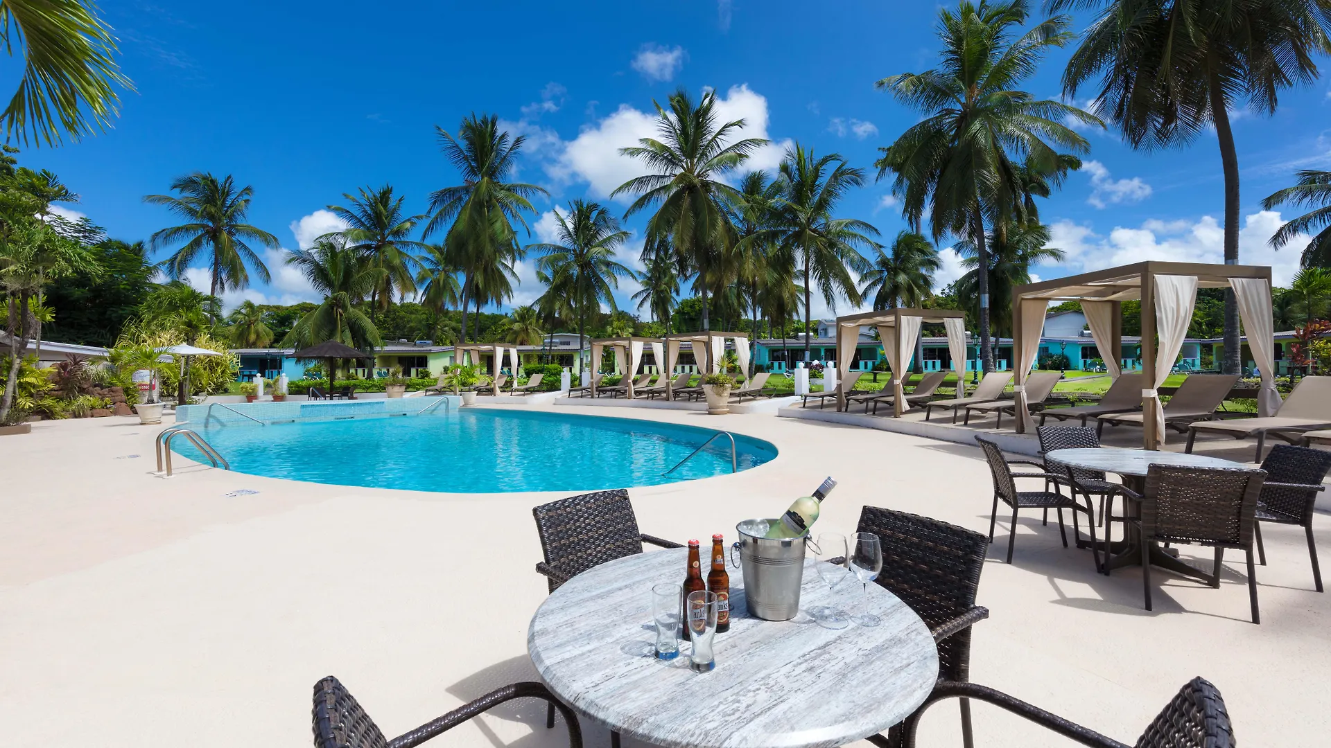 All Seasons Resort Saint James 3*,  Barbados