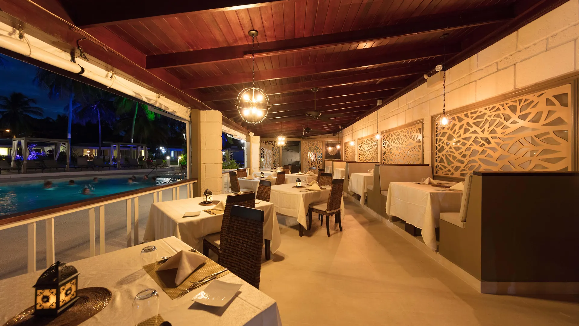 All Seasons Resort Saint James Hotel
